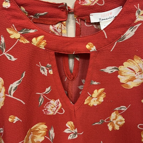 URBAN ROMANTICS blouse - Picture 3 of 5